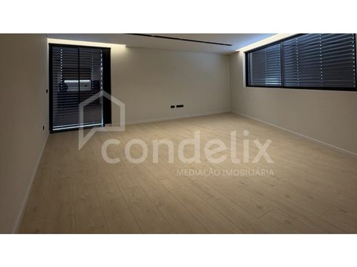 Luxury Apartment for sale in Gondomar, 576 000 €, Photo 4