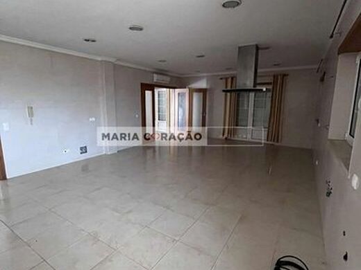 Luxury House for sale in Azambuja, 450 000 €, Photo 5
