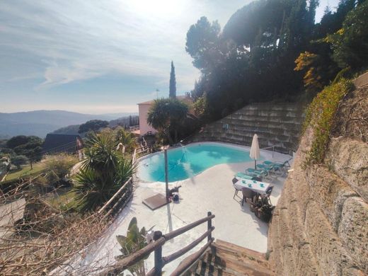 Maison de luxe à vendre à Barcelona, 750 000 €, Photo 5
