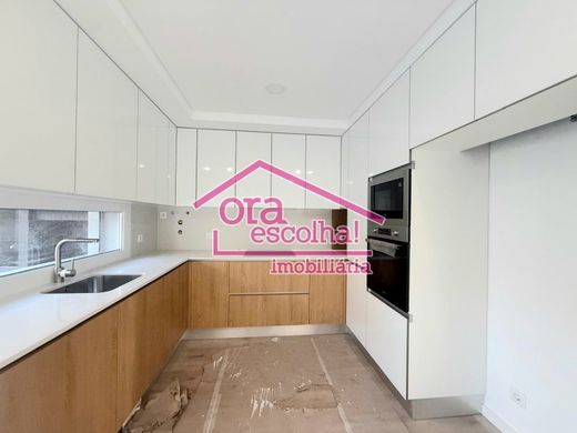Luxury House for sale in Seixal, 425 000 €, Photo 6