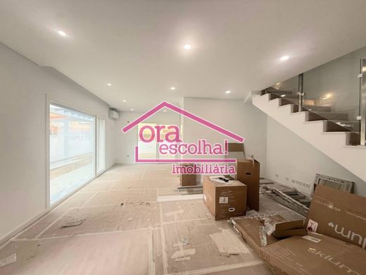 Luxury House for sale in Seixal, 425 000 €, Photo 7