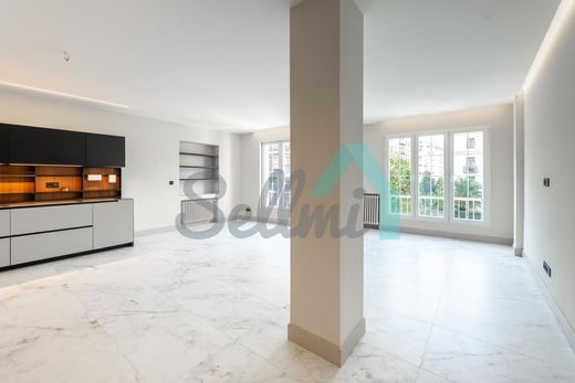 Appartement de luxe à vendre à Oviedo, 529 000 €, Photo 2