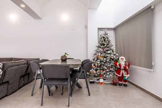 Maison de luxe à vendre à Otura, 749 000 €, Photo 4
