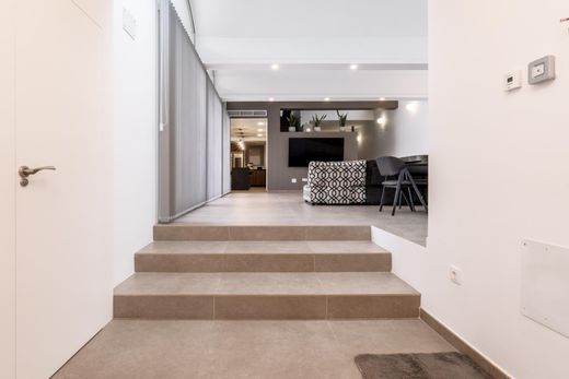 Maison de luxe à vendre à Otura, 749 000 €, Photo 5