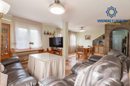 Luxury House for sale in Otura, 495 000 €, Photo 7