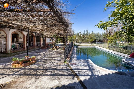 Maison de luxe à vendre à Ogíjares, 590 000 €, Photo 1