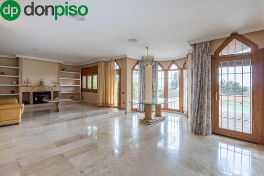 Maison de luxe à vendre à Peligros, 510 000 €, Photo 7