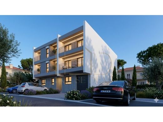 Luxury Apartment for sale in Seixal, 410 000 €, Photo 1