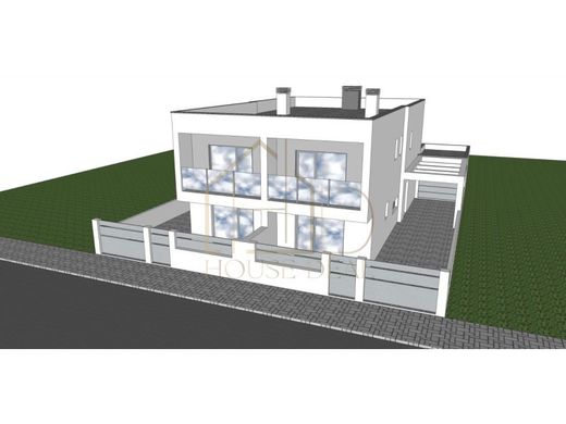 Luxury House for sale in Seixal, 450 000 €, Photo 1