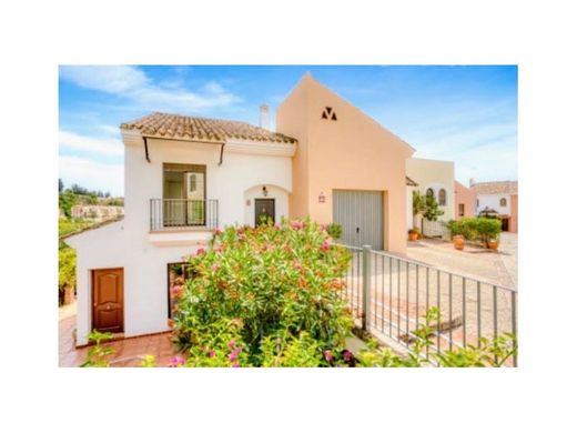 Maison de luxe à vendre à Benahavís, 975 000 €, Photo 1