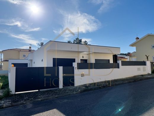 Luxury House for sale in Seixal, 550 000 €, Photo 2