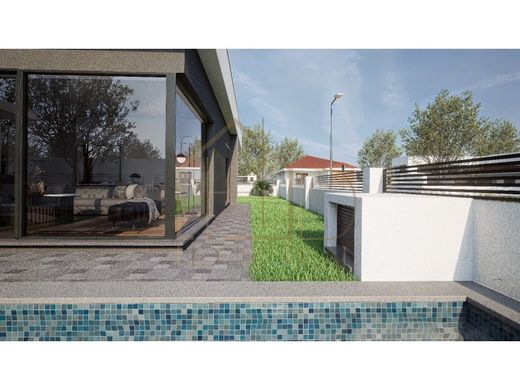 Maison de luxe à vendre à Seixal, 585 000 €, Photo 3