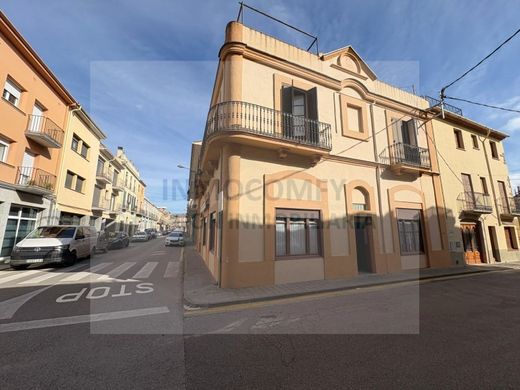 Luxury House for sale in La Bisbal d'Empordà, 450 000 €, Photo 3