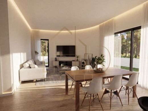Luxury House for sale in Seixal, 415 000 €, Photo 5