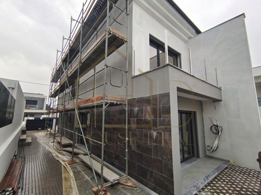 Luxury House for sale in Seixal, 441 500 €, Photo 6