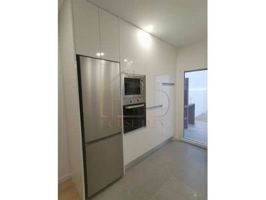 Luxury House for sale in Seixal, 467 500 €, Photo 7