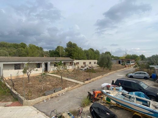 Maison de luxe à vendre à Cubelles, 650 000 €, Photo 1