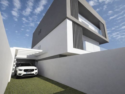 Luxury House for sale in Seixal, 575 000 €, Photo 2
