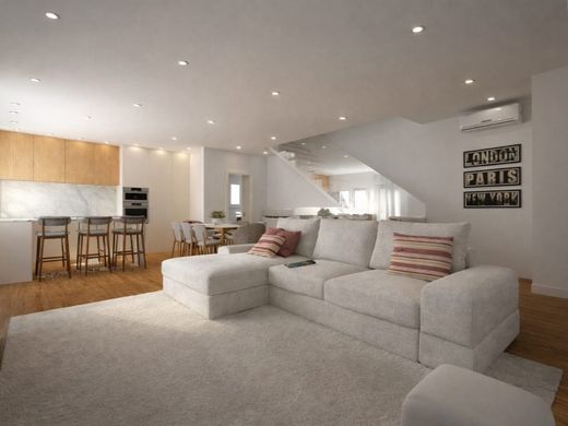 Luxury House for sale in Seixal, 585 000 €, Photo 2