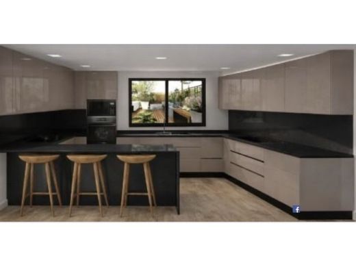 Luxury House for sale in Seixal, 697 000 €, Photo 5