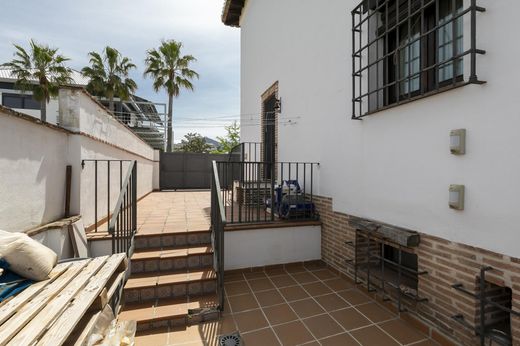 Maison de luxe à vendre à Zubia, 606 000 €, Photo 6