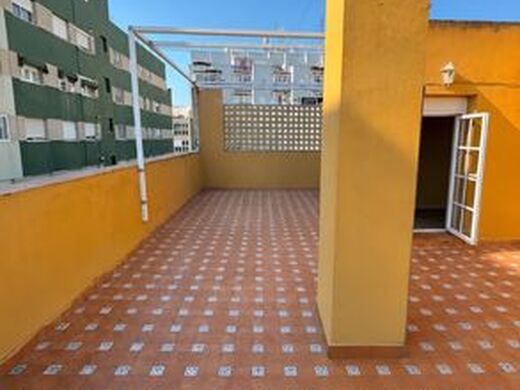 Appartement de luxe à vendre à Cadiz, 515 000 €, Photo 1