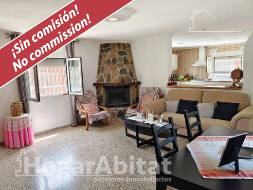Maison de luxe à vendre à Aigües, 450 000 €, Photo 3