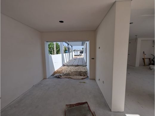 Luxury House for sale in Seixal, 535 000 €, Photo 4