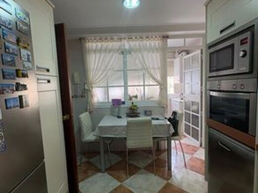 Appartement de luxe à vendre à Cadiz, 460 000 €, Photo 4