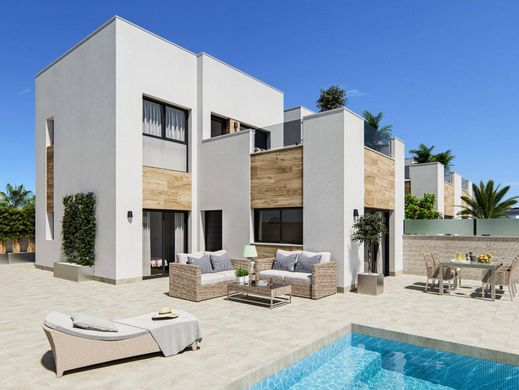 Luxury House for sale in San Fulgencio, 408 000 €, Photo 1