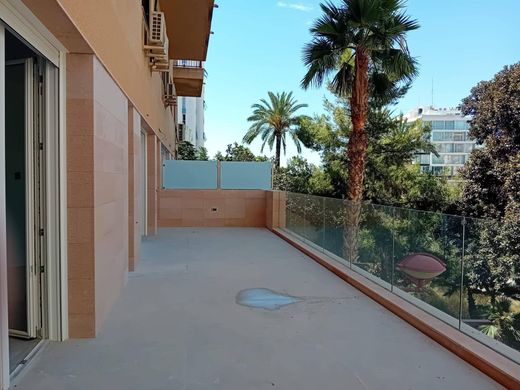 Appartement de luxe à vendre à Elche, 650 000 €, Photo 1