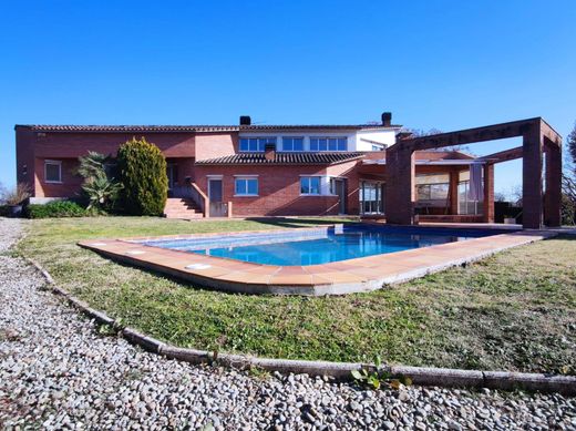 Luxury House for sale in Lliçà d'Amunt, 881 000 €, Photo 2
