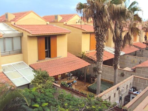 Maison de luxe à vendre à Granadilla de Abona, 499 990 €, Photo 7