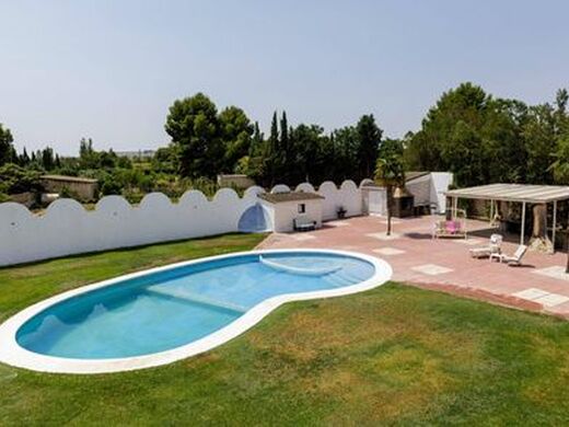 Maison de luxe à vendre à Zaragoza, 690 000 €, Photo 1