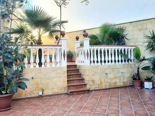 Maison de luxe à vendre à Fuengirola, 682 500 €, Photo 1