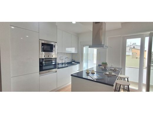 Appartement de luxe à vendre à Lisbon, 579 900 €, Photo 2