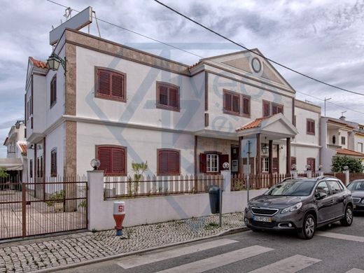 Maison de luxe à vendre à Barreiro, 849 000 €, Photo 3