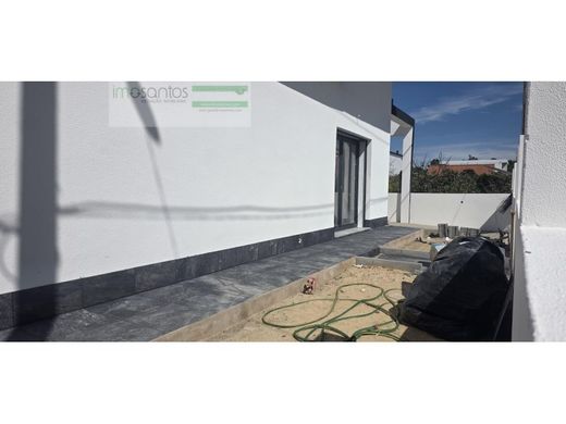 Luxury House for sale in Seixal, 585 000 €, Photo 4