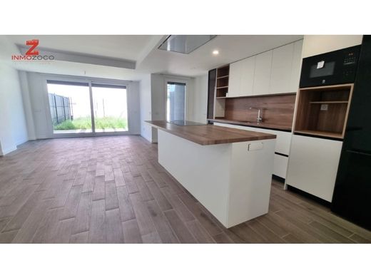 Maison de luxe à vendre à Las Rozas de Madrid, 863 000 €, Photo 5