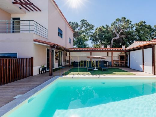Maison de luxe à vendre à Moita, 595 000 €, Photo 1