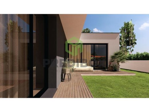 Luxury House for sale in Vagos, 429 000 €, Photo 1