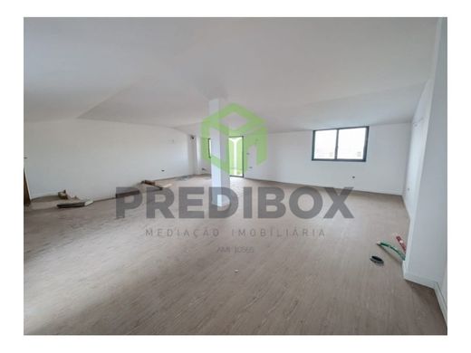 Appartement de luxe à vendre à Aveiro, 465 000 €, Photo 2