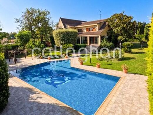 Luxury House for sale in Godella, 1 500 000 €, Photo 1