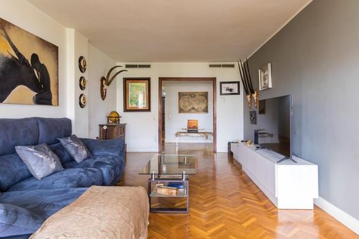 Luxury Apartment for sale in Zaragoza, 560 000 €, Photo 4