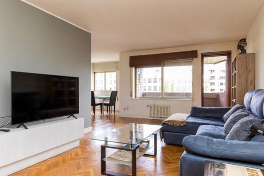 Luxury Apartment for sale in Zaragoza, 560 000 €, Photo 6