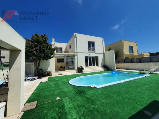 Luxury House for sale in Vagos, 499 500 €, Photo 1