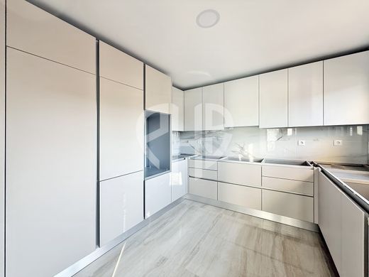 Luxury House for sale in Almada, 695 000 €, Photo 2