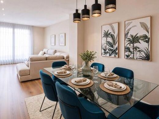 Luxury Apartment for sale in Valencia, 670 000 €, Photo 4