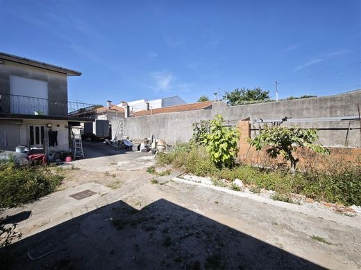 Maison de luxe à vendre à Vila Nova de Gaia, 400 000 €, Photo 4