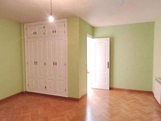 Maison de luxe à vendre à Valladolid, 790 000 €, Photo 2